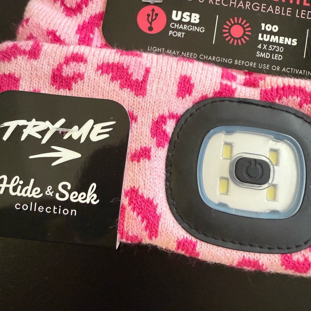 Pink LED Beanie - Picture 5 of 6